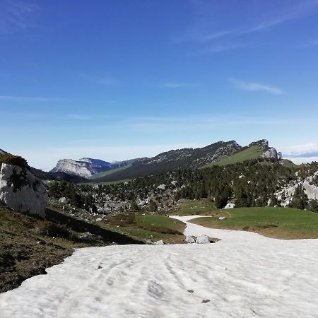 Le Charmant Somme - Vue Et Terrasse Privative Saint-Pierre-d'Entremont  Zewnętrze zdjęcie
